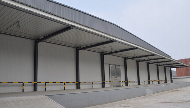 低溫冷藏庫冷鏈物流的運轉現(xiàn)場